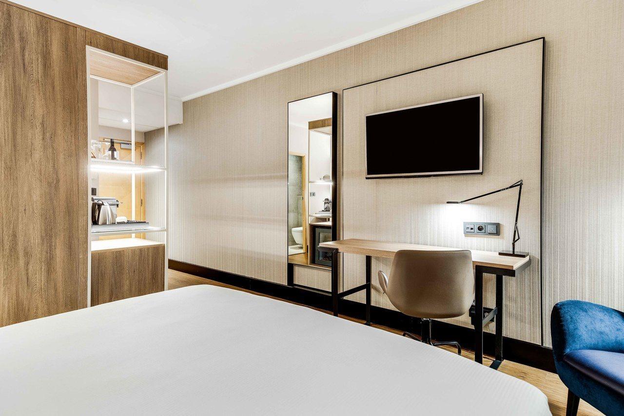 Hotel Nh 4*
